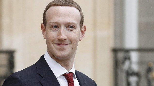 Despite his young age, Mark Zuckerberg, who is among the richest people in the world, became one of the most important names after founding Facebook.