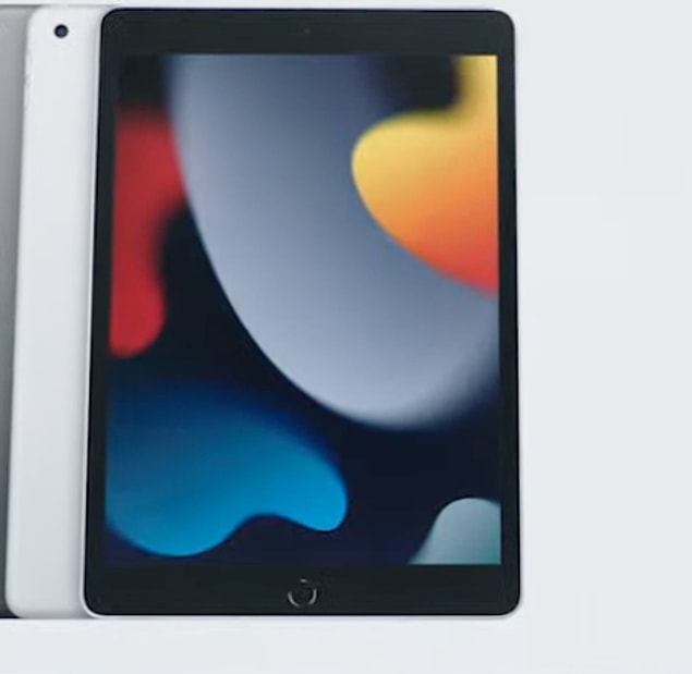 Lansmanda tanıtılan diğer yeni cihazlara gelelim bir de... iPad'in yeni modeli işte böyle görünüyor.👇