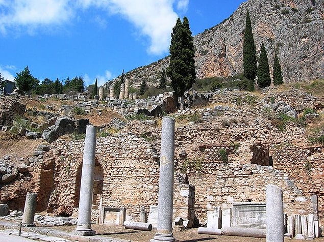 18. Tebai - Yunanistan (M.Ö. 1400)