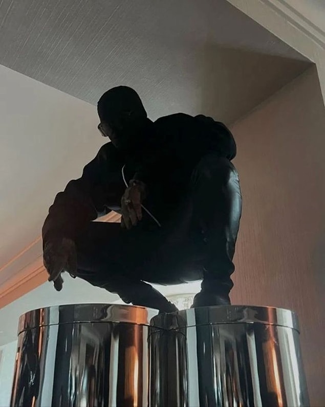 Kanye uzun bir aradan sonra geçtiğimiz haftalarda 'Donda' isimli yeni albümünü buluşturdu hayranlarıyla, belki duymuşsunuzdur.