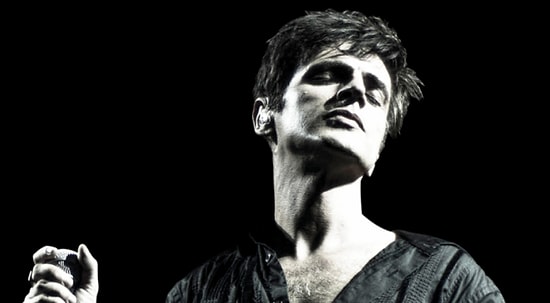 Teoman, 'İki Çocuk' Şarkısını Sahnede İlk Kez Söyledi