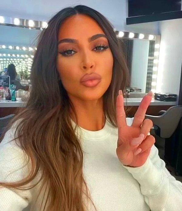 7. Kim Kardashian'ın başka bir seks kasedinin daha olduğu iddia edildi.