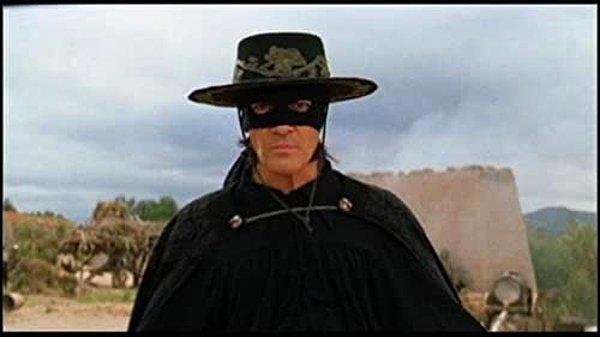 16. The Legend of Zorro - Zorro Efsanesi (2005) - IMDb: 6