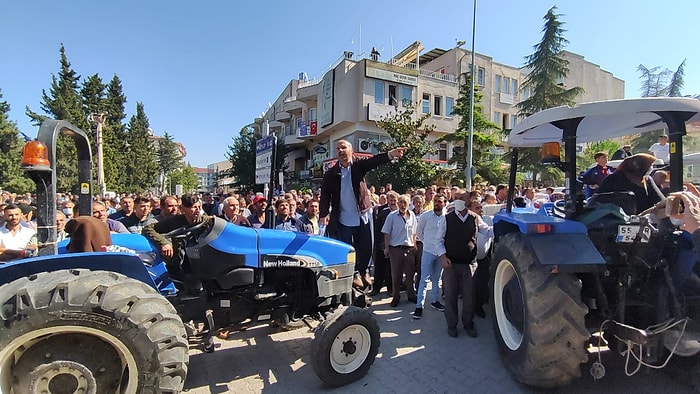 Samsun'da Arazi Kararına İsyan Eden Köylüler AKP'li Belediyeyi Taşladı