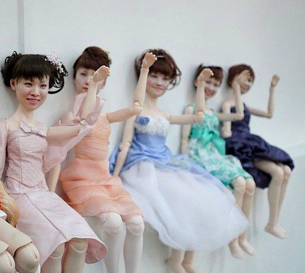 Eğer gerçek insanların yüzlerinden yapılmış klon oyuncak bebeklerle dolu bir yer istiyorsanız, Akhibara'daki klon fabrikası tam size göre!