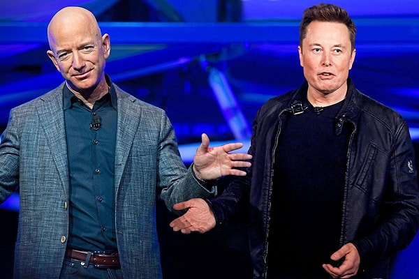 Bilindiği üzere dünyanın en zengin insanı olma yolunda Jeff Bezos ve Elon Musk arasında çetin bir rekabet var.
