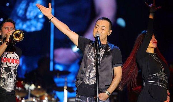 5. Pop müziğin vazgeçilmezi Serdar Ortaç da 2017'den bu yana yeni bir albüm çıkarmadı.