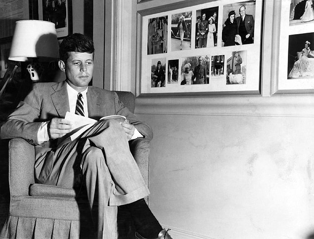10 - John F. Kennedy ve James Bond