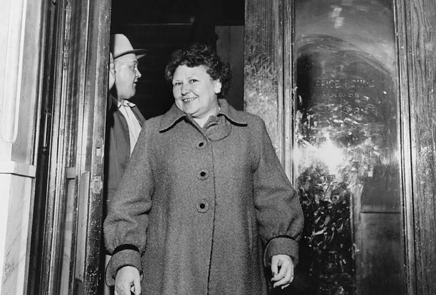 Bazı kaynaklara göre 3 gün bazılarına göreyse 3 yıl sonra Nannie yeniden evlendi. Tıpkı Frank gibi alkolik ve zorba olan yeni kocasını da romantik dergilerden buldu.