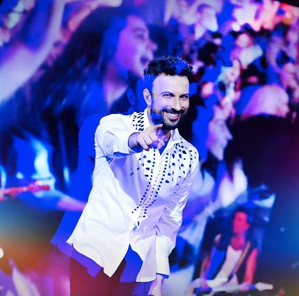 11. Tarkan'ın, Zeki Müren'in hayatını ele alan filmde başrol olacağı iddia edildi!