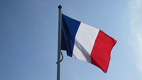 Fransa'da Cami ve Liseye Saldırı Hazırlığındaki Hitler Hayranı Genç Tutuklandı