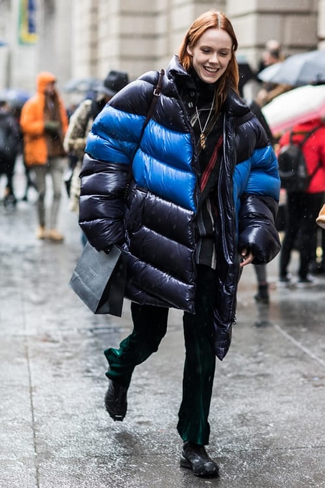 Son yıllarda şişme montlar hiç olmadığı kadar moda biliyorsunuz.