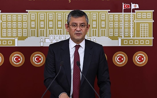 CHP'li Özel: 'Sofrada, Memlekette Yangın Var, Tayyip Bey Saçını Tarıyor'