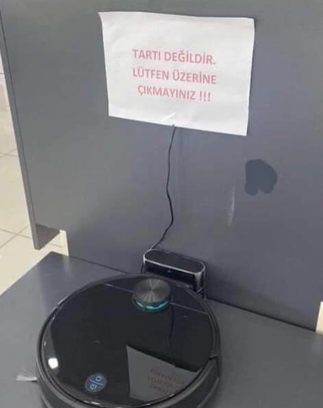 3. Üstüne çıkıp zıplamış da olabilirler. :)