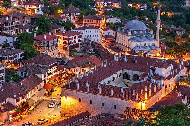 Ara sokaklarında saatler su gibi akıp gidecek: Safranbolu, Karabük