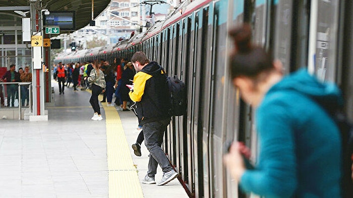 İstanbul'da Metro ve Marmaray'da İnternet Hizmeti Başladı!