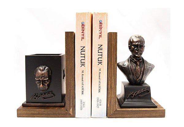 Kütüphanenizi çok daha dikkat çekici kılmak için kitap tutucu Atatürk biblo çeşitlerini inceleyebilirsiniz.