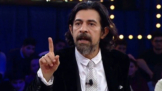 Ünlü şovmen Okan Bayülgen, geçtiğimiz akşam katıldığı bir programda konu uzaya gelince 'Bütün belgeselleri izledim, bu heriflerin aya inmelerine imkan yok. Uzaya hiç gidemeyiz, gitmedik de' söylemleriyle gündeme gelmişti.