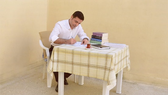 Cezaevinde Röportaj Veren Selahattin Demirtaş 'Keşke Bulaşmasaydım' Dediği Şeyi Açıkladı
