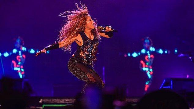 1. Ünlü yıldız Shakira, Dünya Turnesi Kapsamında 2018 Yılında Vodafone Arena'da Konser Vermişti.