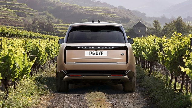 2022 Range Rover fiyatları şu şekilde;