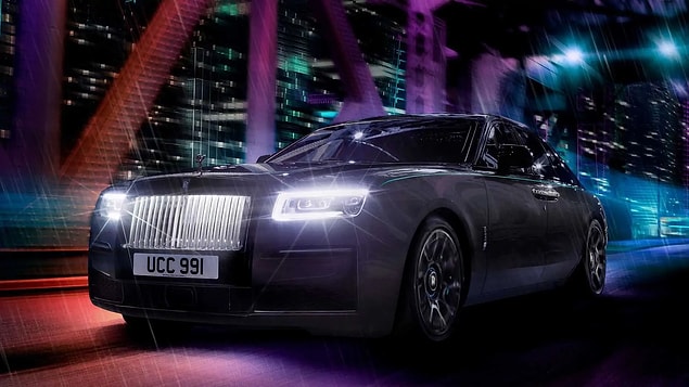 592 beygir ve 900nm tork üretebilen motor, aynı zamanda ödüllü süspansiyon sistemi olan AWD ile donatıldı.