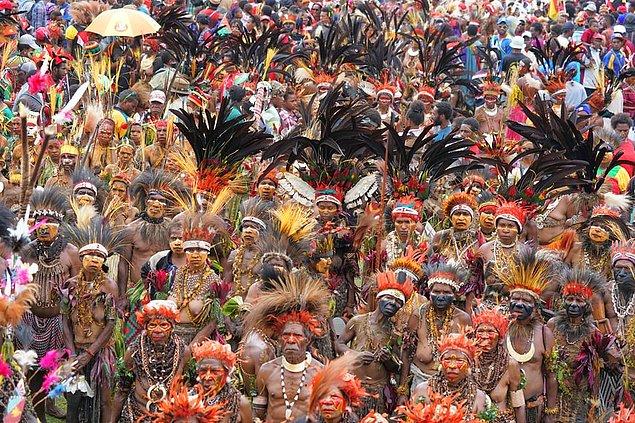 7. Papua Yeni Gine dünyadaki en heterojen ülkelerden biridir.