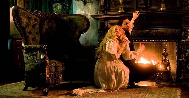 9. Crimson Peak (2015)
