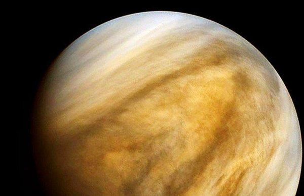 Bilim insanları Venüs'ün yavaş dönüşüne neden olan aktörleri araştırmaya devam ediyor.