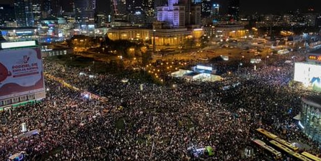 Geçmiş yıllarda Polonya'da kürtajın yasaklanması dünya çapında büyük yankı uyandırmıştı.