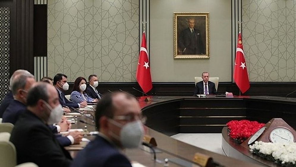 Son Dakika: Cumhurbaşkanı Erdoğan Açıklama Yaptı! Yüz yüze Eğitim, Sağlık Personeli Alımı, Asgari Ücret...