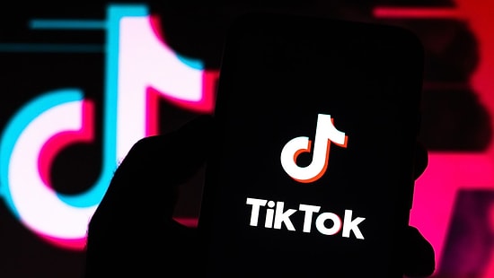 TikTok Cinsiyet Kalıplarını Yıkmaya Geliyor! Kullanıcılar Yeni Bir Akım Başlatıyor...