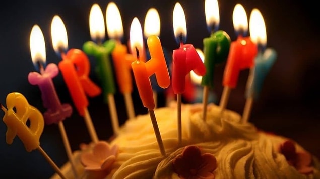 Sevdikleriniz İçin En Anlamlı Güncel Doğum Günü Mesajları🎂