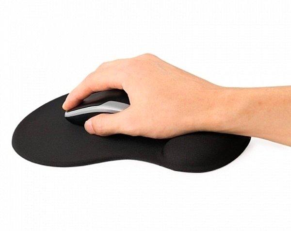 3. Bilek destekli mouse pad ile çok daha rahat çalışacaksınız.
