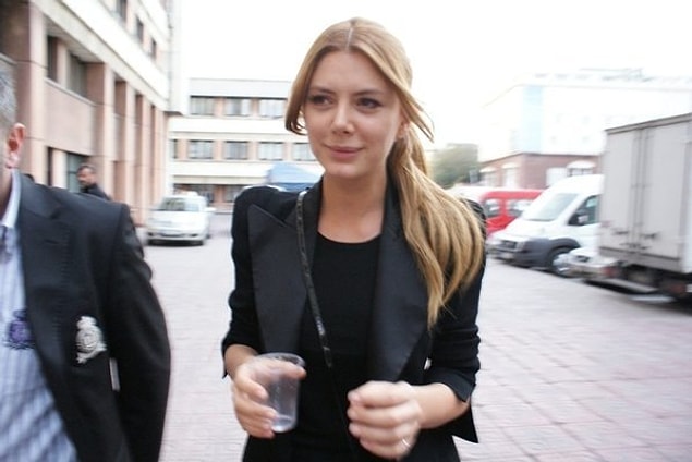 Bizim Dünyalarımız Ayrı