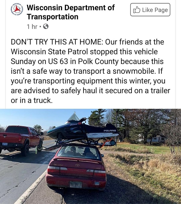 11. Везущий снегоход на крыше малолитражки: