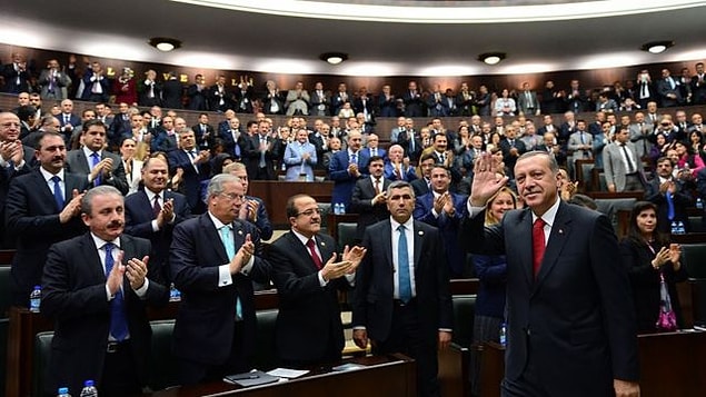 "Yönetim krizi yaşanıyor"