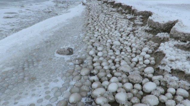 Mattila, buz toplarının yaklaşık 30 metrelik bir alanı kapladığını söyledi.