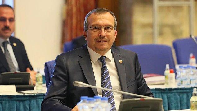 AKP Manisa Milletvekili Uğur Aydemir 👇