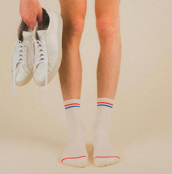 8. Вы можете ходить дома без штанов, и ходить в ванную не закрывая двери