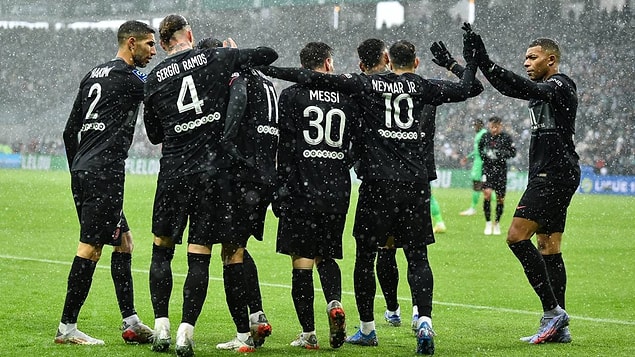 PSG, ST. Etienne'yi 1-0 geri düştüğü maçta 3-1 yendi.