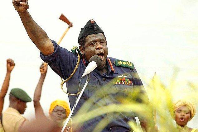 9. Forest Whitaker 'The Last King of Scotland' filminde Ugandalı diktatör Idi Amin'i canlandırırken, çekimlerden sonra da Idi Amin gibi konuşmaya devam etti.  Bir noktada ailesi onunla konuşmayı bırakmış.