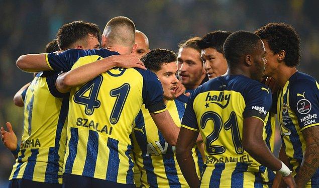Ülker Stadı'nda oynanan maçı Fenerbahçe 4-0 kazandı.