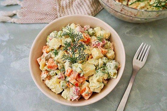 Rus Salatası Nasıl Yapılır? İşte Rus Salatası Tarifi...