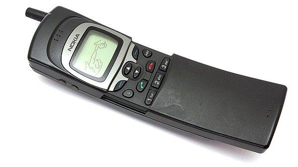 Matrix filminde ortaya çıkan Nokia 8810