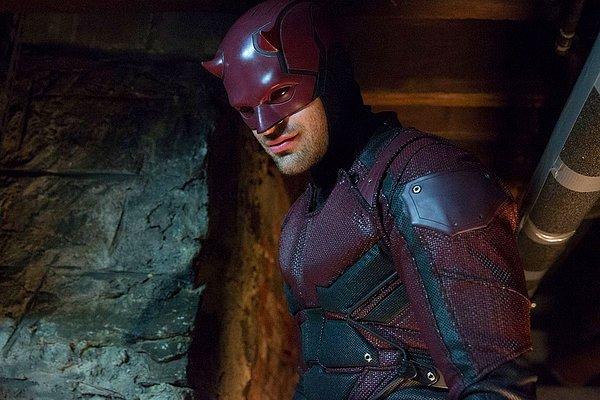 4. Kevin Feige, Charlie Cox’un Daredevil’ı canlandırmaya devam devam edeceğini ve onu yeni projelerde görebileceğimizi belirtti.