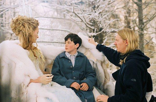 15. The Chronicles of Narnia: The Lion, the Witch and the Wardrobe/Narnia Günlükleri: Aslan, Cadı ve Dolap (2005) - IMDb: 6.9