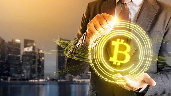 Bunun yanında usta yatırımcı Carl Runefelt, Bitcoin 300 bin dolara ulaşabilir dedi!