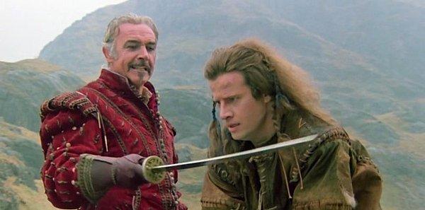 4. İskoçyalı filminde kılıçlardan kıvılcım çıkması için otomobil aküsü kullanıldı.