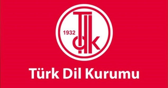 TDK'ya Göre Profösör mü, Profesör mü Olarak Yazılır?